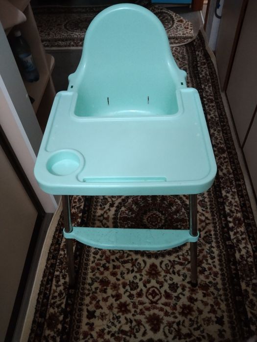 Продам стульчик для кормления