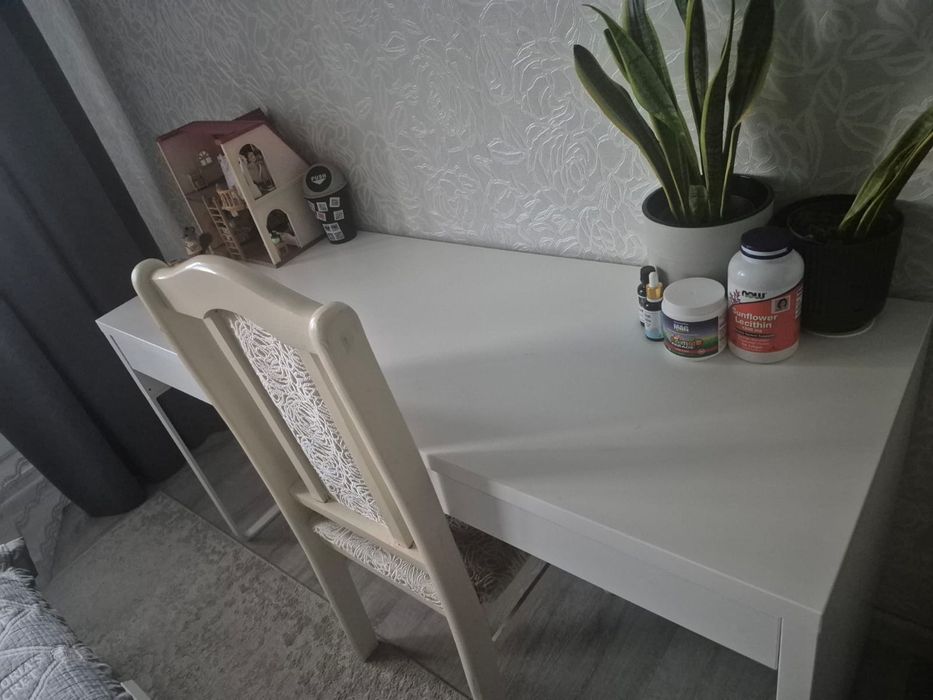 Cтол письменный Икея