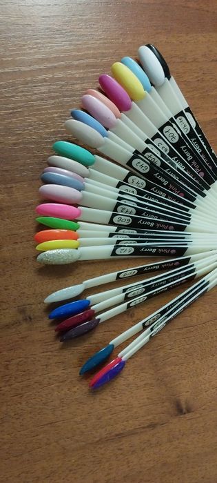 Набор гель лаков и два полигеля