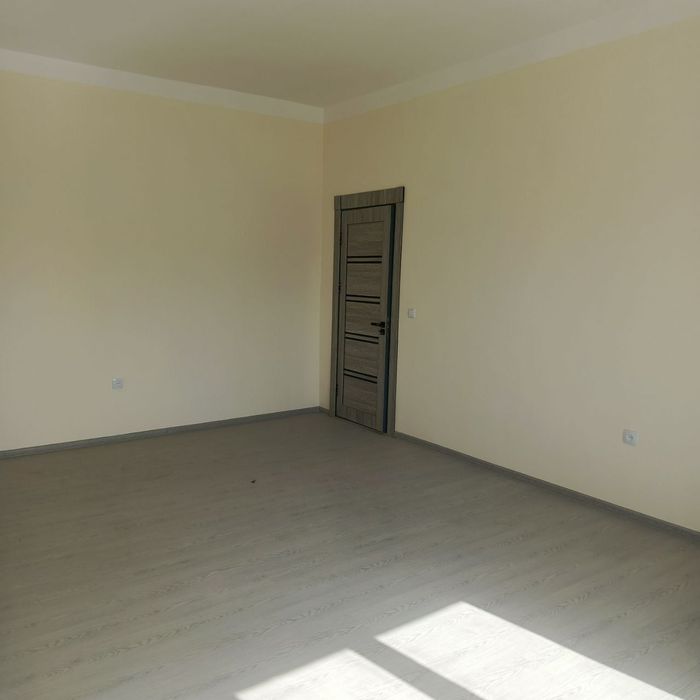 2 хоналик 3 каватда жойлашган квартира оилага ижарага берилади.