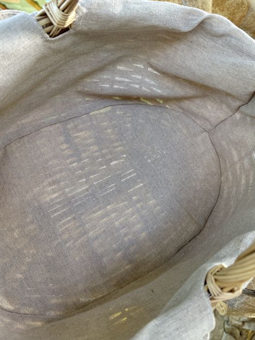 Корзина плетенная