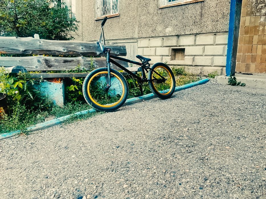 Продам трюковой bmx