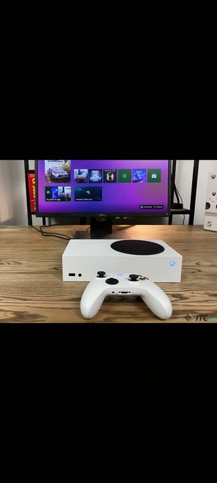 Xbox series S продам