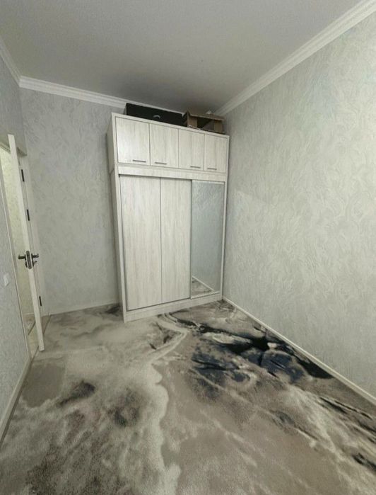 Лисунова2- 2/4/4 55м²ли янги шароитли квартира ижарага оилага берилад