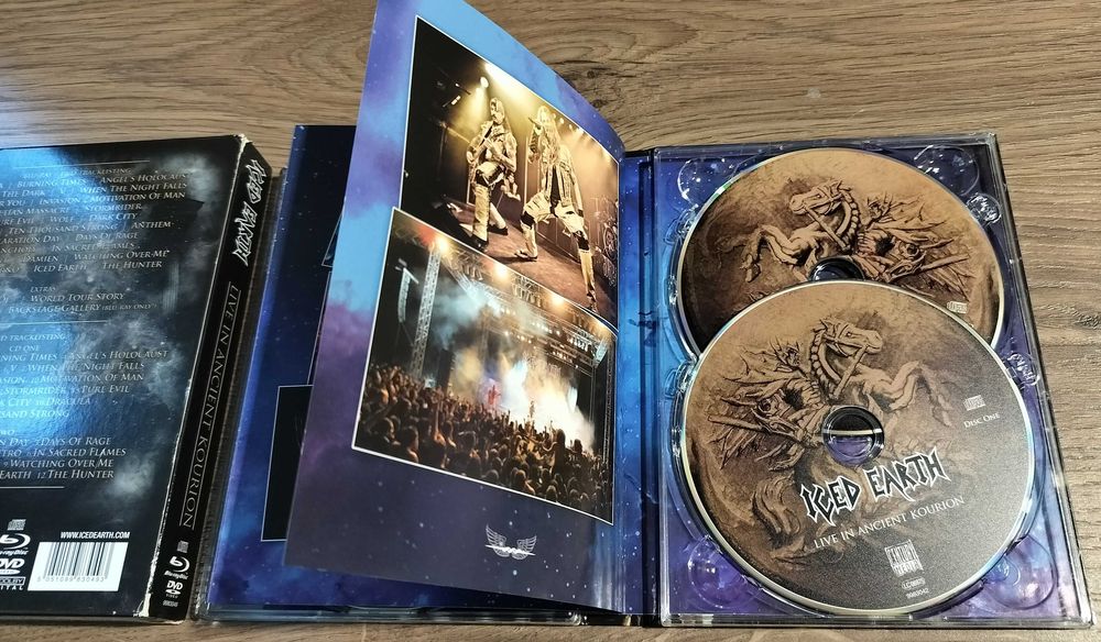 Iced Earth colectie DVD Blu-ray CD