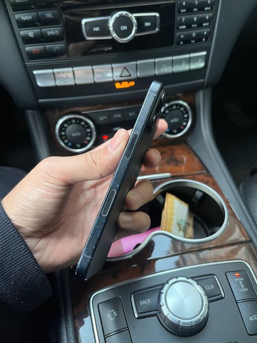 Продам iPhone 16 АКБ 89% айфон 16