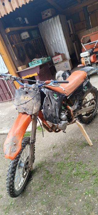 Vând urgent cross 250cc 4t cadru KTM,defect