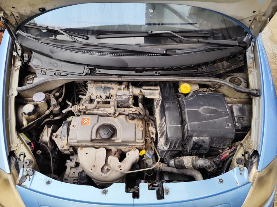 Ситроен ц3 Бензин/Газ