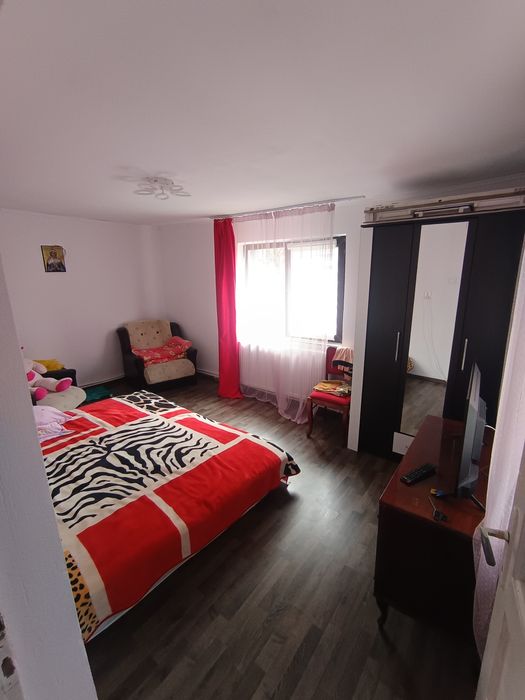 Casa 3 Camere Mihaiesti sat  Vacarea Jud Arges