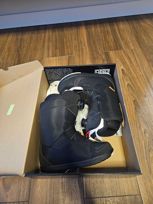 Deeluxe alpha lara BOA