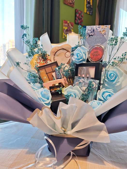 Букет с пълна козметика