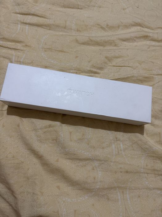 Продам apple watch 4 series  44mm