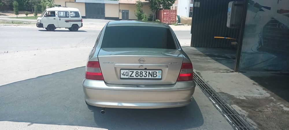 Опель Вектра Б 1.6 16v 1995 г. АКПП