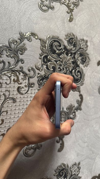 Oppo Reno 11F 5G продаются