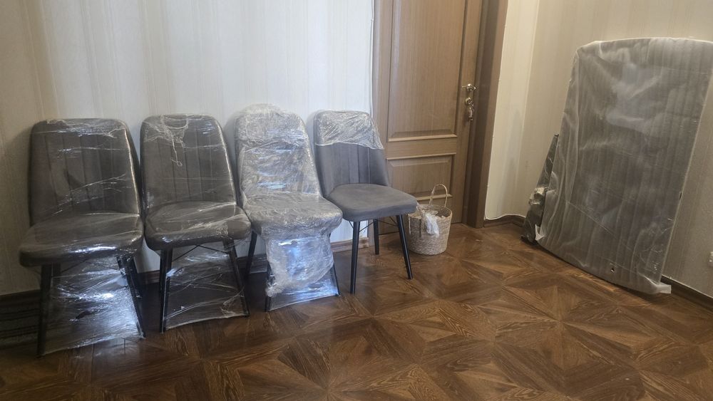 Стол стулья не дорого, срочно