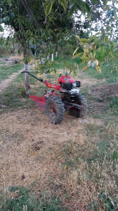 Продаю мотоблок в идеальном состоянии