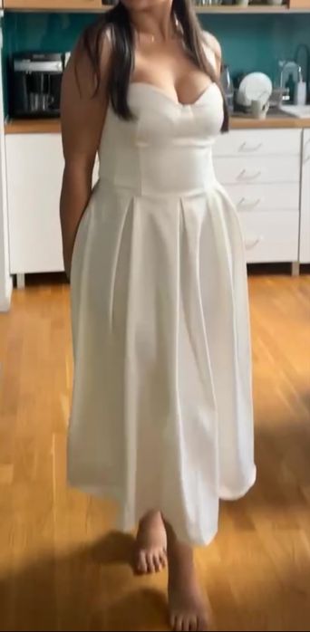 Vand rochita alba NOUA