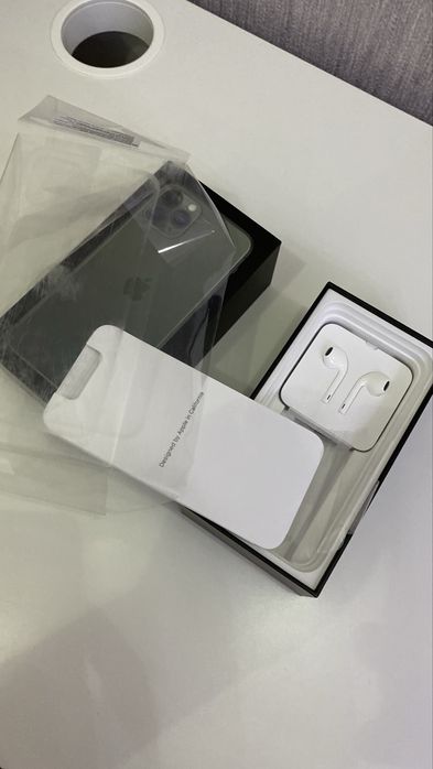 Продам iPhone 11 Pro 256 ГБ