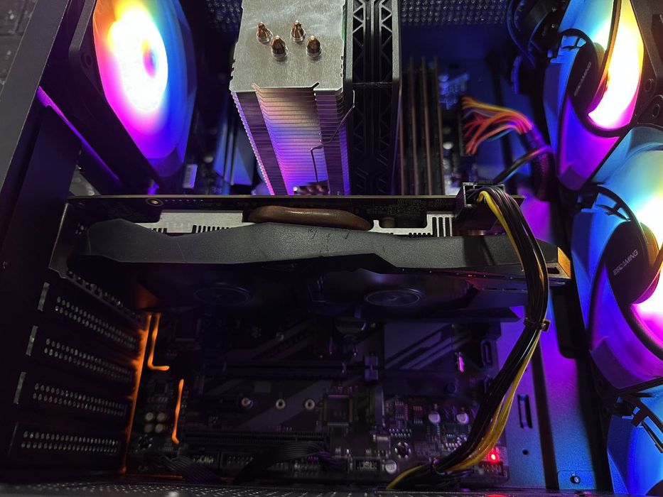 Core i7 8700/Gtx1060 6gb/B360 ddr4/Block 650w