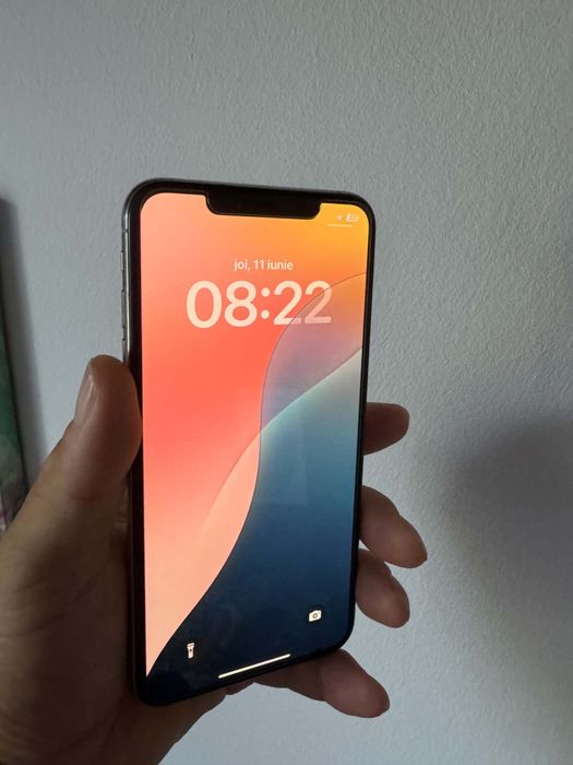 Iphone XS max     .