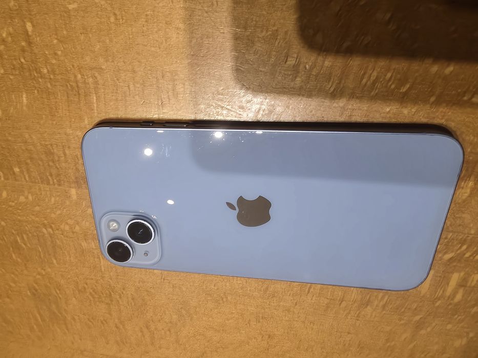 Продавам Iphone 14 plus