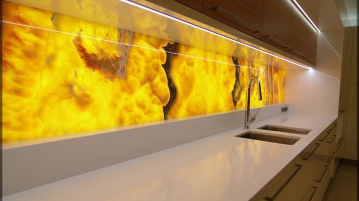 Оникс.Кварц.Акрил.Мрамор.Гранит.Травертин, изделия из камня на заказ.