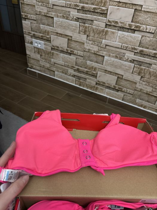 Bustiera baie hm, noua cu eticheta, marimea 38 (M)