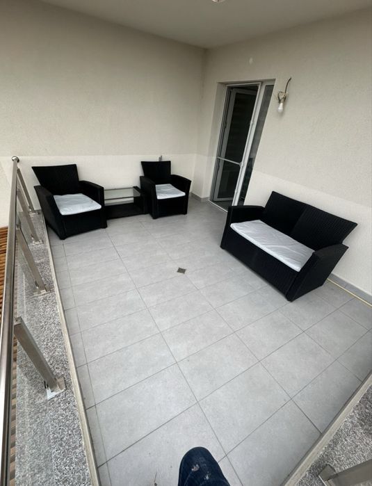 Inchiriez apartament decomandat 2 camere