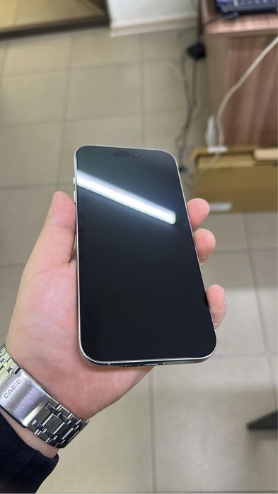 Iphone 16 pro max 256 gb eSim
