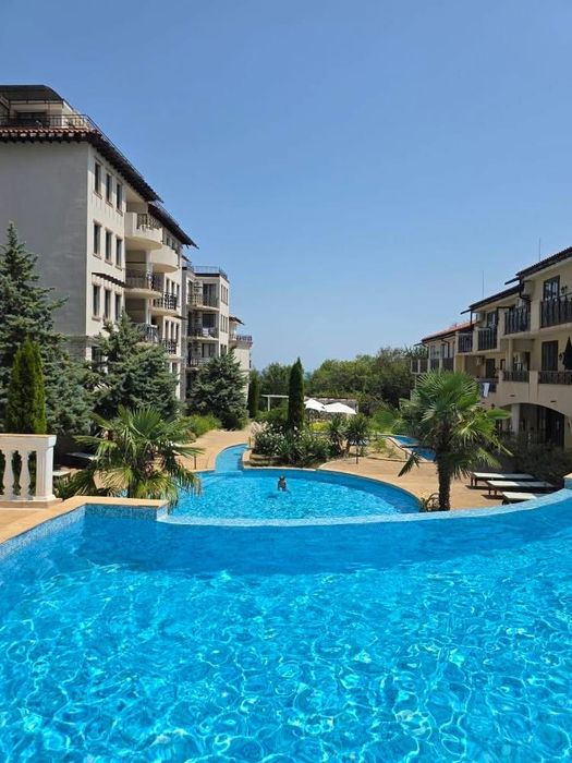 Продава се Двустаен апартамент в Обзор - 60 кв.м за 808 €/кв.м - Снимка #3