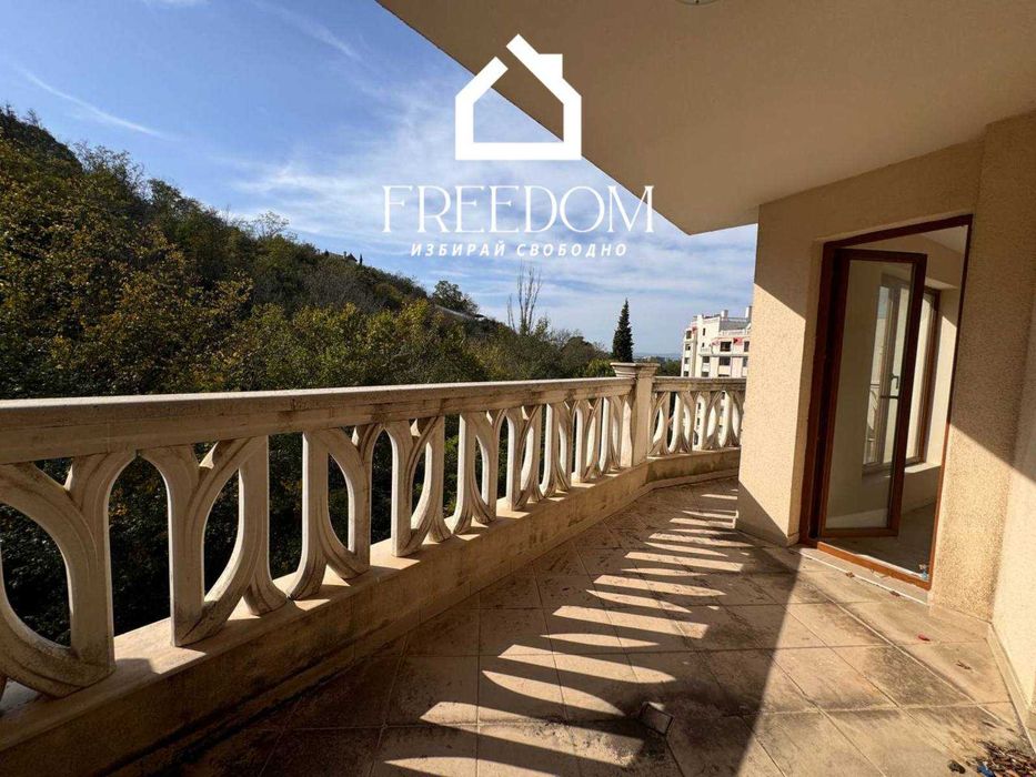 Продава се Тристаен апартамент в Варна, Аспарухово - 101 кв.м за 1733 €/кв.м - Снимка #1