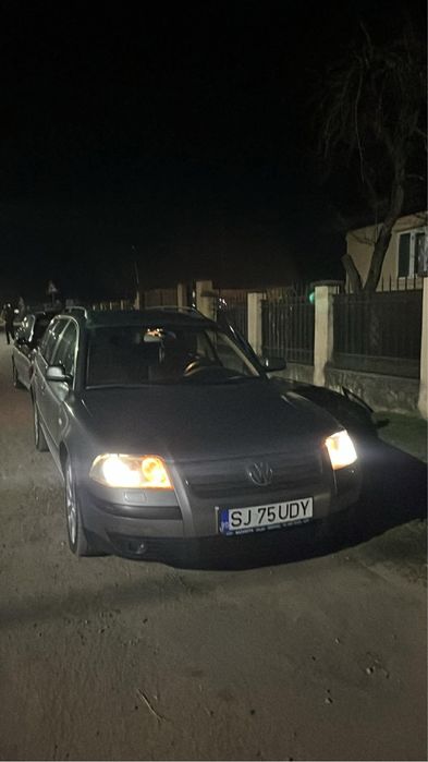 Vand passat b5.5 sau schimb