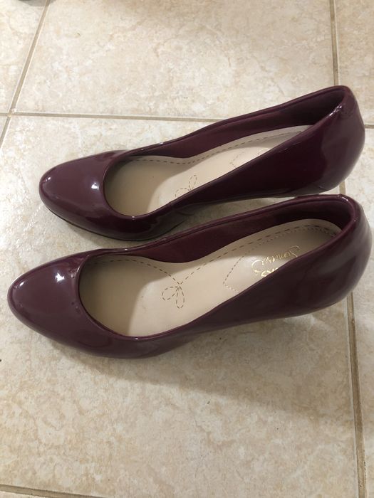 Pantofi de lac marimea 37