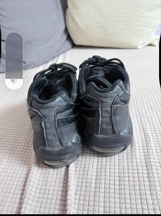 Nike air max 95 triple black