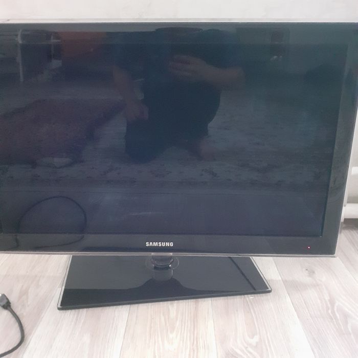 Телевизор самсунг