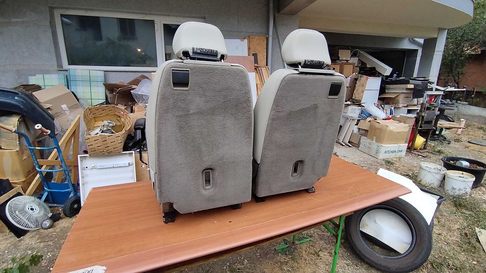 VOLVO XC90 Седалки предни и 2 задни светла кожа