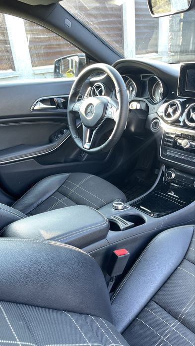 Mercedes-Benz CLA | 2200 cm³ | 2015 | Pachet AMG | STARE IMPECABILĂ |