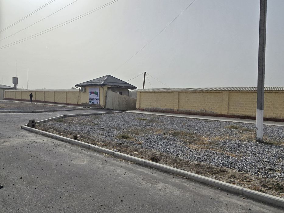 Продаётся земельный участок 2,5 га (250 соток) вдоль дороги.