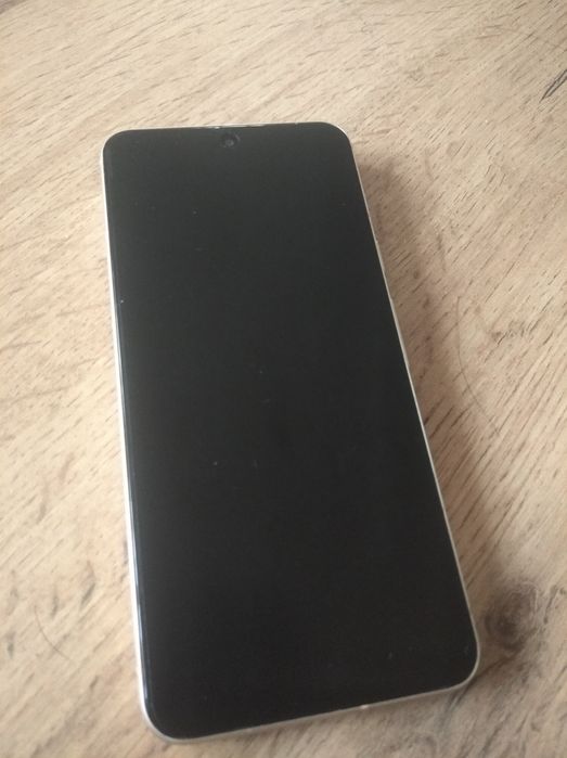 Продается pixel 8 с отличной камерой