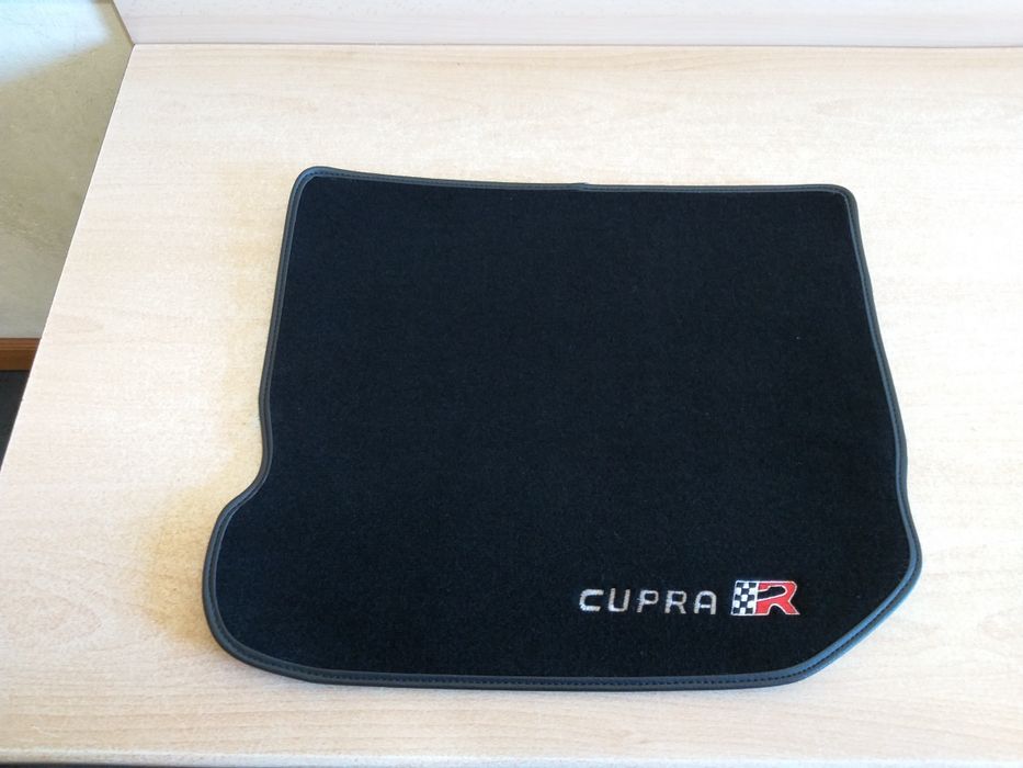 Covorase auto din mocheta dedicate Seat Leon CUPRA