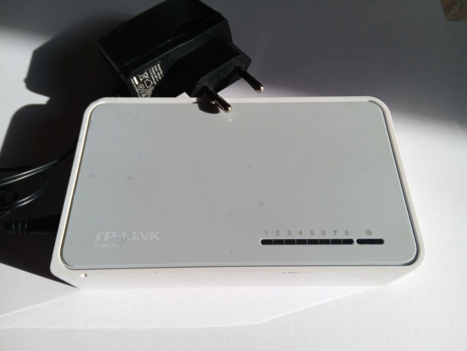 Switch TP-LINK 8 and 5 port, суич TP-LINK 8 и 5 порта