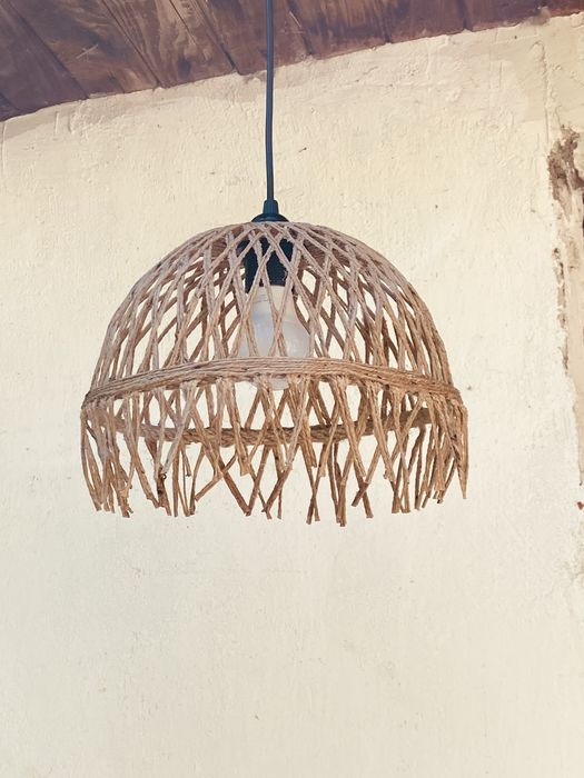 Полилей като произведение на изкуството – ръчна изработка и хармония