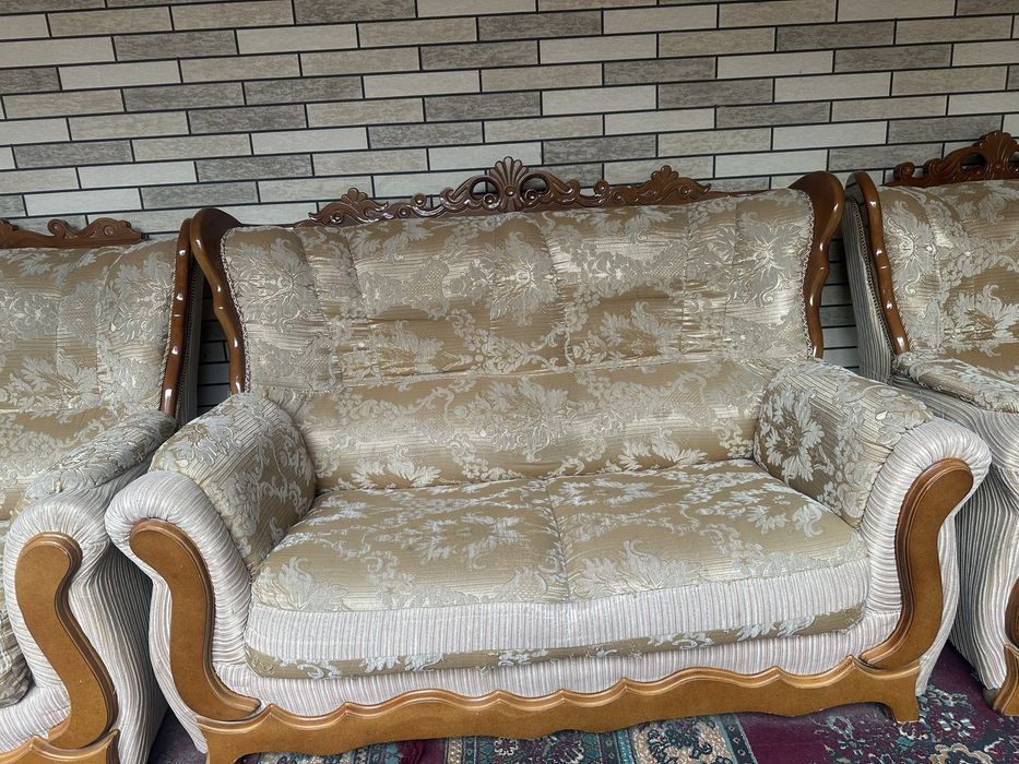 Yumshoq mebel 4 talik