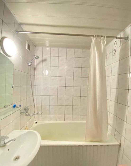 Продается квартира возле площадь Х. Алимджана 1/17/18