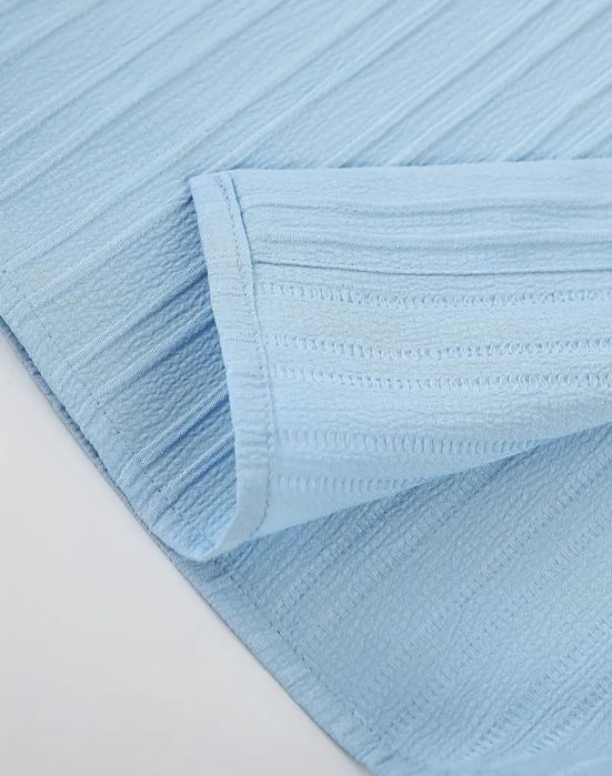 Чисто нов летен костюм