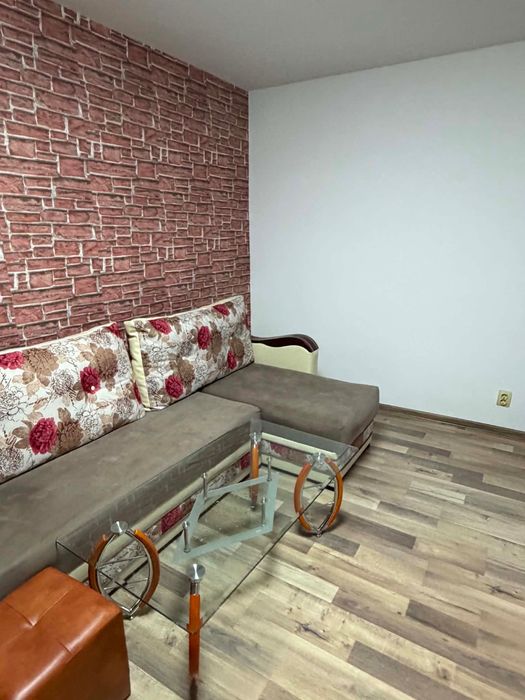 Apartament de vanzare 4 camere