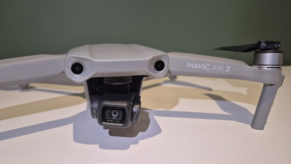 Drona DJI Mavic Air 2