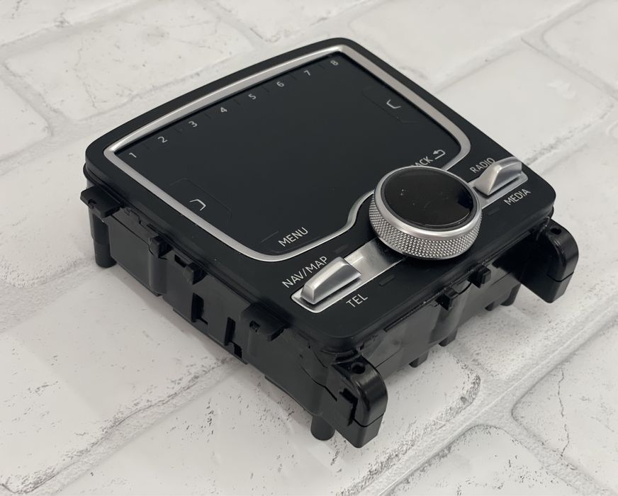 Централна конзола / Тъч пад AUDI Q5 SQ5 80A919615