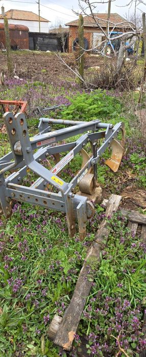 Продавам лозаро овощарски плуг