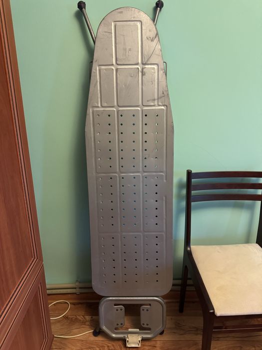 Продам гладильную доску напольную